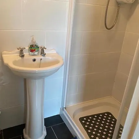 Bonnyglen Kitchen Bar & Appartement *