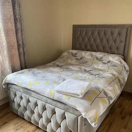 Bonnyglen Kitchen Bar & Appartement